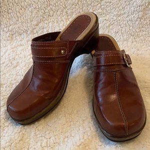 Bass Leona Brown Leather Slip On Clogs 8
